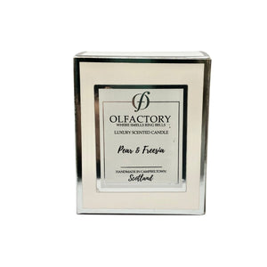 LUXURY SCENTED CANDLE - Pear & Freesia - Olfactory Candles