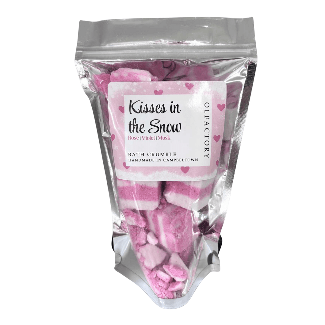 CHRISTMAS BATH CRUMBLE - Kisses in the Snow - OLFACTORY CANDLES