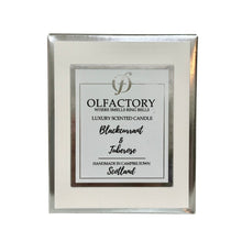 Load image into Gallery viewer, LUXURY SCENTED CANDLE - Blackcurrant &amp; Tuberose - Olfactory Candles