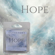 Load image into Gallery viewer, PERFUME INSPIRED - Hope - OLFACTORY CANDLES