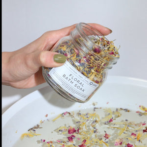 Floral Bath Soak - Olfactory Candles