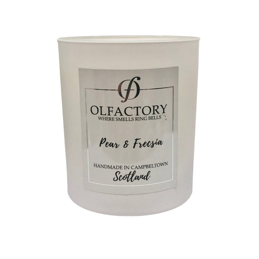 LUXURY SCENTED CANDLE - Pear & Freesia - Olfactory Candles