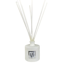 Load image into Gallery viewer, Reed Diffuser - Olfactory Candles